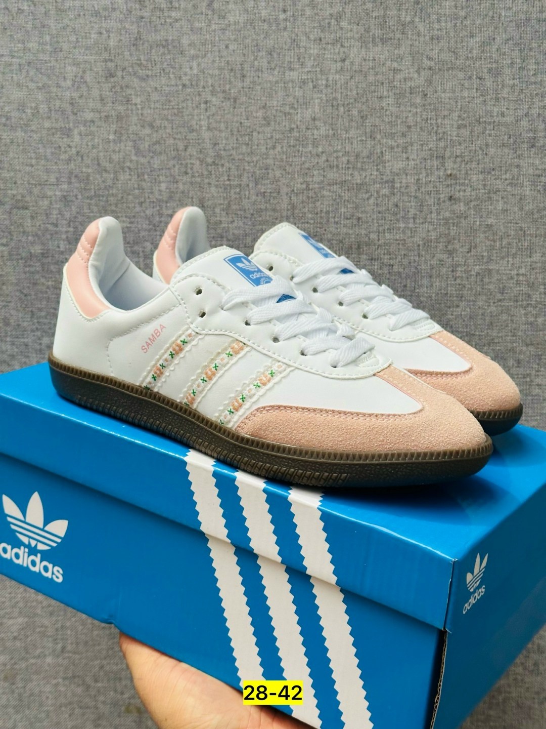 кроссовки женские adidas,кроссовки adidas samba,кроссовки adidas,женские кроссовки adidas gazelle,кроссовки мужские женские adidas
