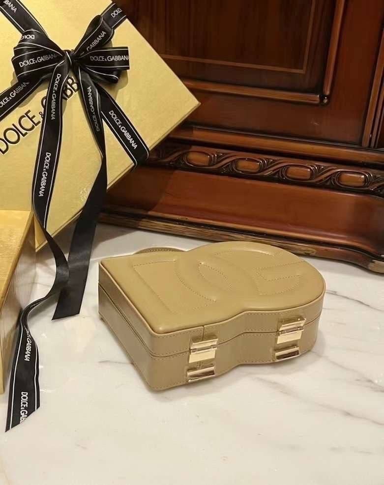 dolce gabbana сумка,модная женская сумка,сумки женская сумка через плечо,сумочка женская маленькая,сумочка женская