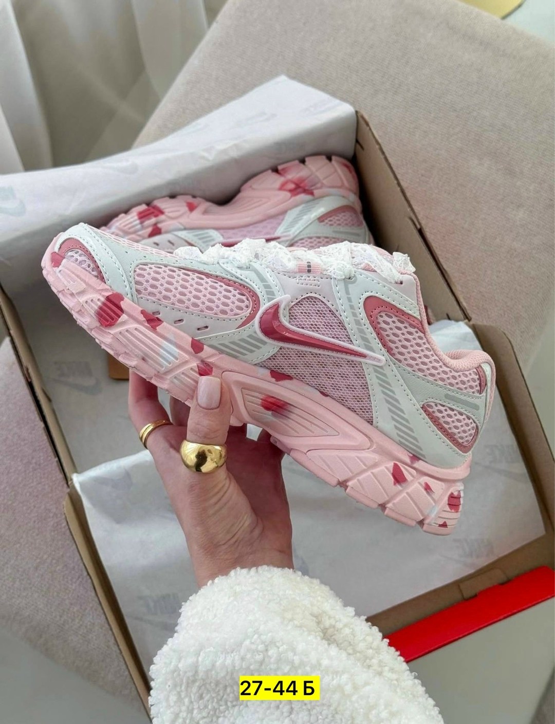 кроссовки nike,кроссовки,женские кроссовки,женские кроссовки nike,спортивная