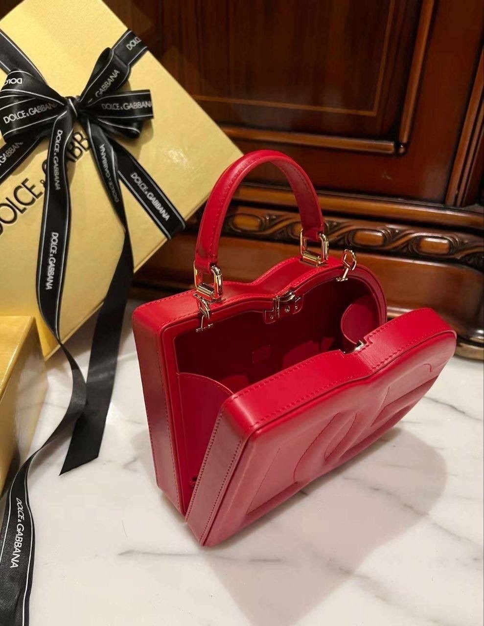 dolce gabbana сумка,сумка дольче габбана красная,модная сумка,модная женская сумка,сумка