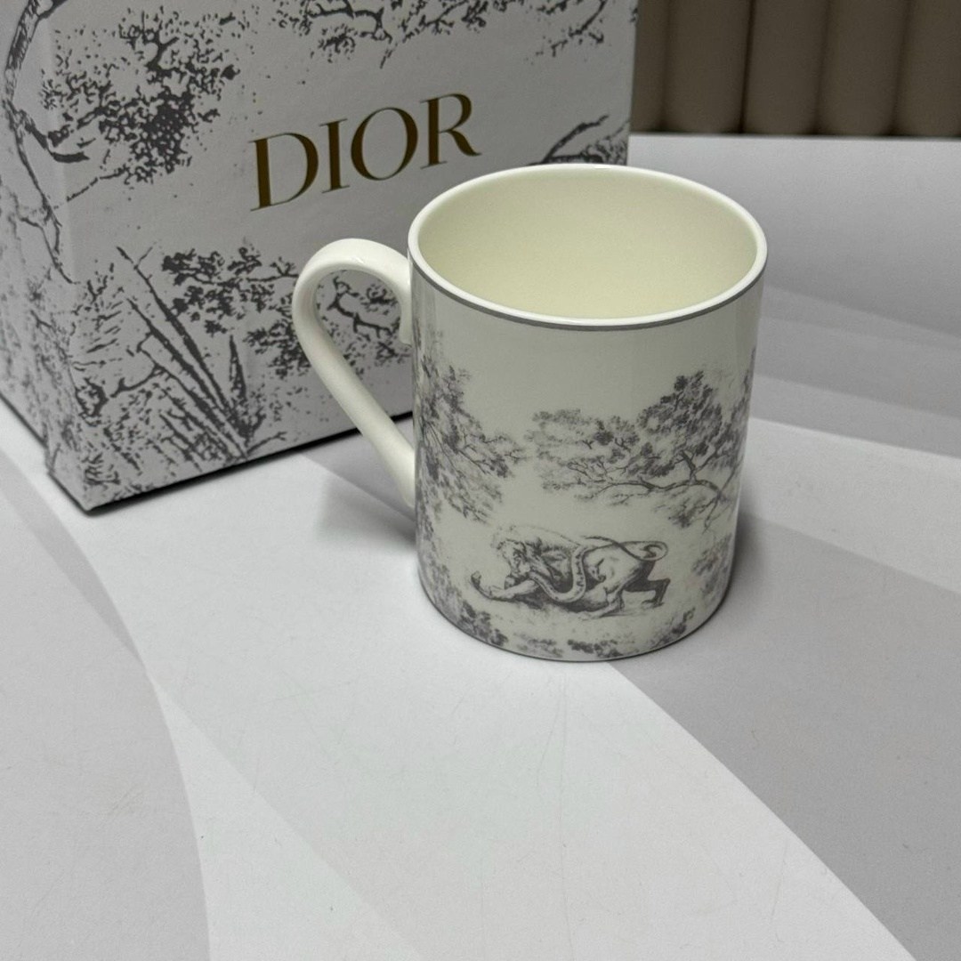 dior чашка кофейная 350 мл темно-синий светло-бежевый,чайный сервиз dior 4 предмета,чайная пара набор dior,кофейная чашка dior объемом 350 мл,чайные наборы