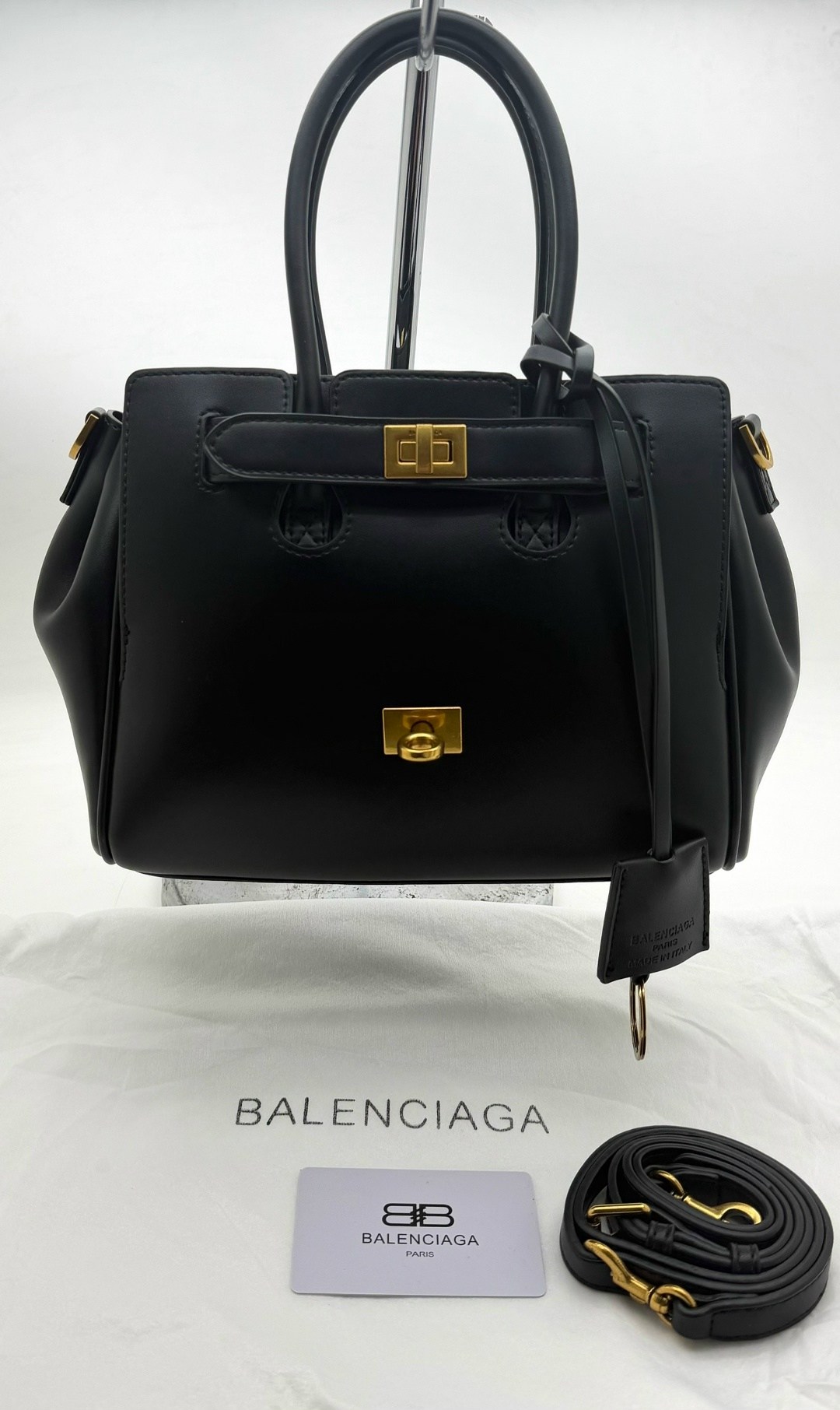 сумка balenciaga натуральная кожа 30-25 см,сумка balenciaga натуральная кожа 30-25 см реплика,сумка balenciaga женская,сумка balenciaga,сумка