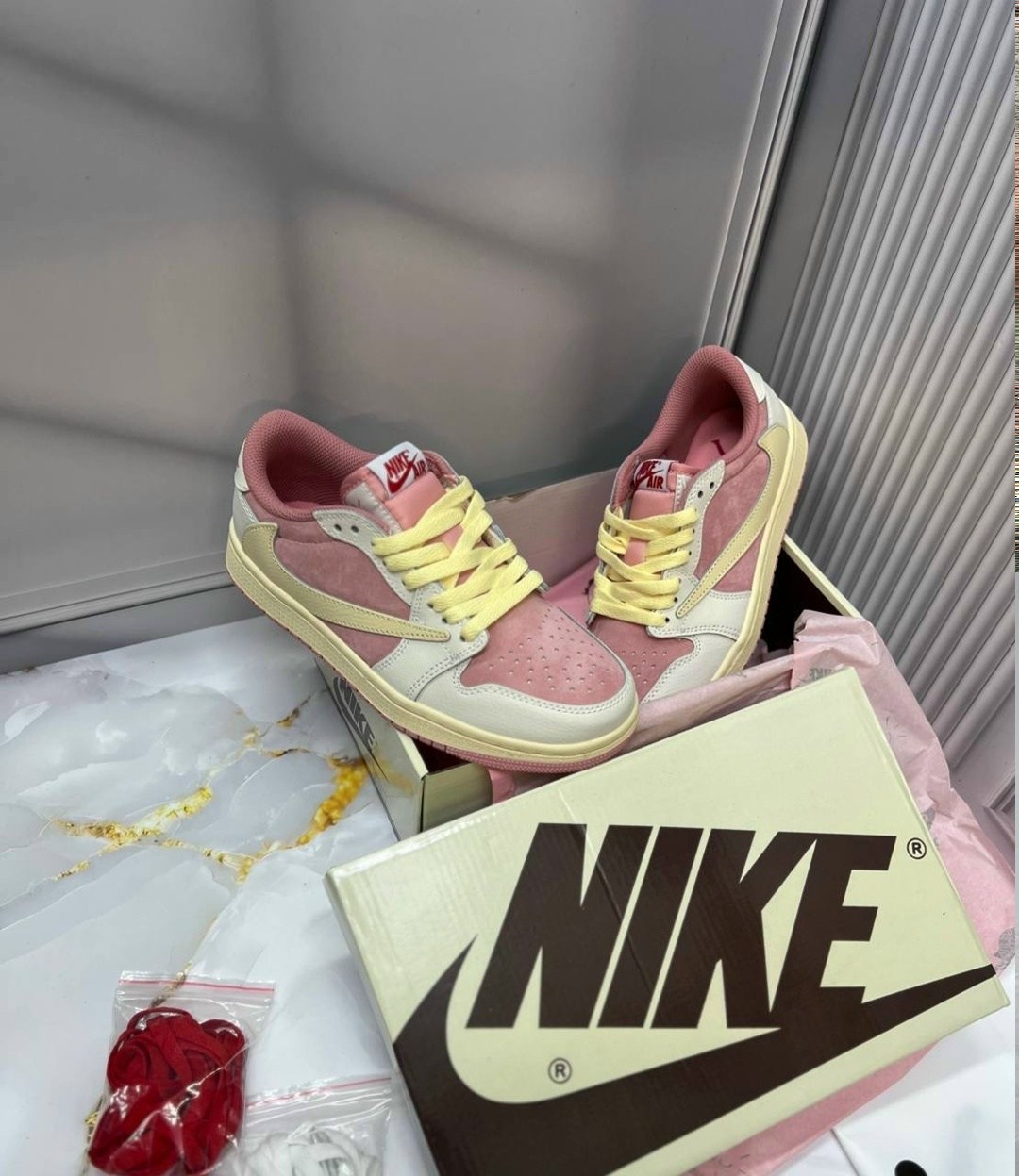 кроссовки nike air jordan 1 low travis scott,кроссовки nike air jordan 1 low travis scott olive,кроссовки nike travis scott air jordan 1,кроссовки,кроссовки nike air jordan 1 low x travis scott