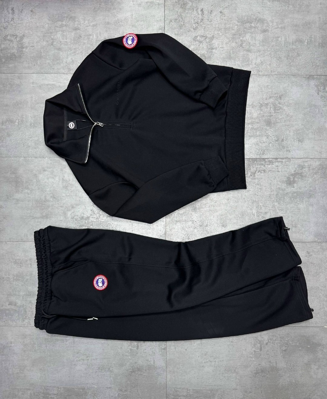 спортивные костюм,брюки спортивные canada goose,мускока спортивные штаны canada goose,спортивные костюмы мужские,canada goose expedition clothing outfitters