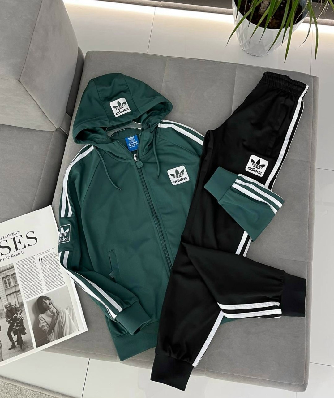 спортивный костюм adidas,спортивный костюм адидас унисекс,костюм адидас ориджинал красный,костюм адидас,спортивный костюм мужской adidas
