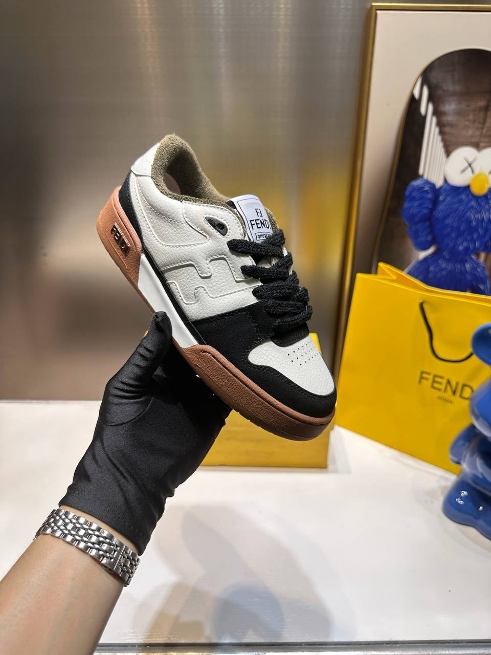 кроссовки fendi,,кеды fendi,кроссовки fendi match,fendi fendi