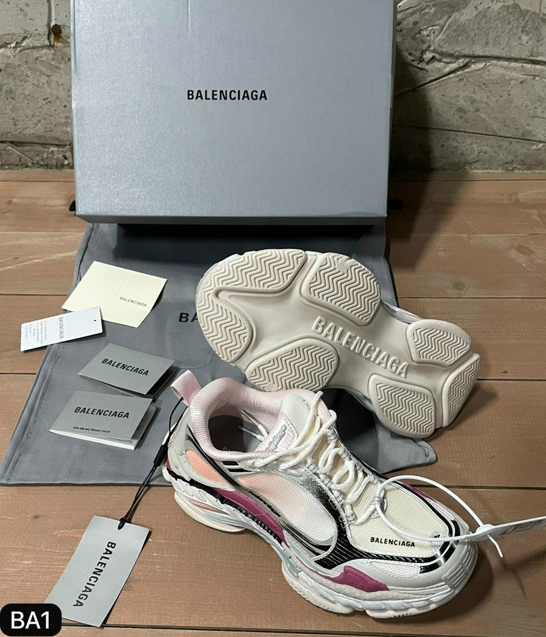 кроссовки женские balenciaga,balenciaga кроссовки,кроссовки balenciaga на высокой подошве арт. р135,кроссовки 3xl sneaker массивные на шнуровке balenciaga,кроссовки баленсиага 3xl balenciaga 566662218