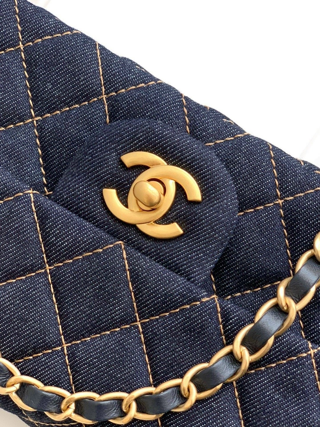 сумка из бархатной ткани в стиле шанель 17 см,сумка chanel,сумка шанель текстильная,женская сумка chanel,вельветовая сумка в стиле шанель 23см*20см