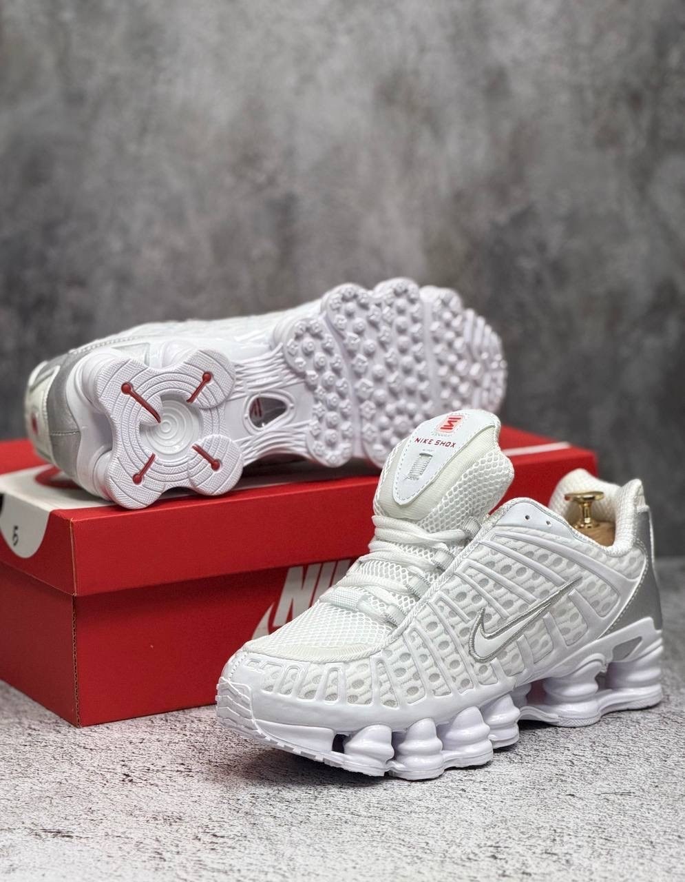 nike shox tl white metallic silver,кроссовки,кроссовки nike shox tl,кроссовки nike shox white,кроссовки nike