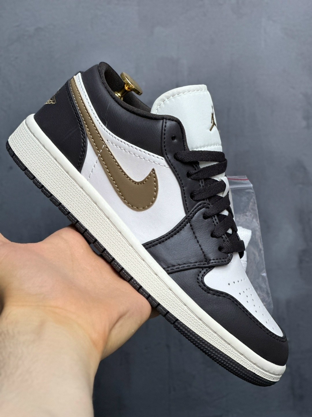кроссовки nike air jordan 1 low,кроссовки мужские nike air jordan 1,nike air jordan 1 low travis scott,nike air jordan 1 low travis scott reverse mocha,кроссовки jordan