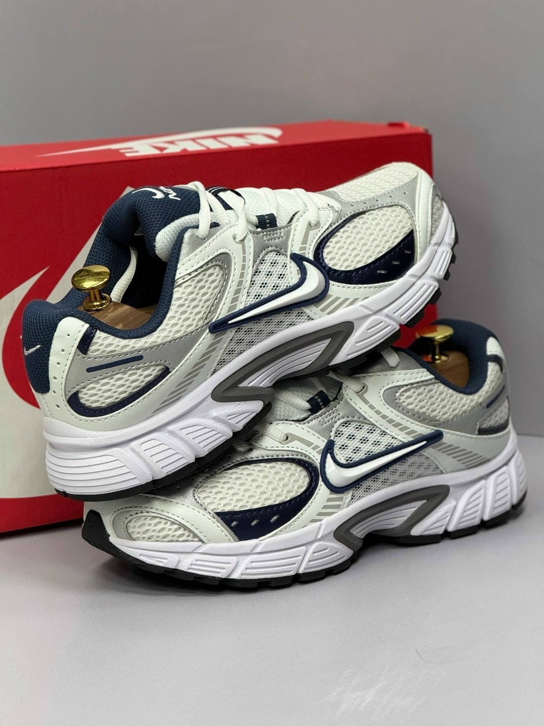 кроссовки nike,кроссовки nike v5 rnr white black silver,кроссовки nike nike,женские кроссовки nike v5 rnr white/brown,мужские кроссовки nike