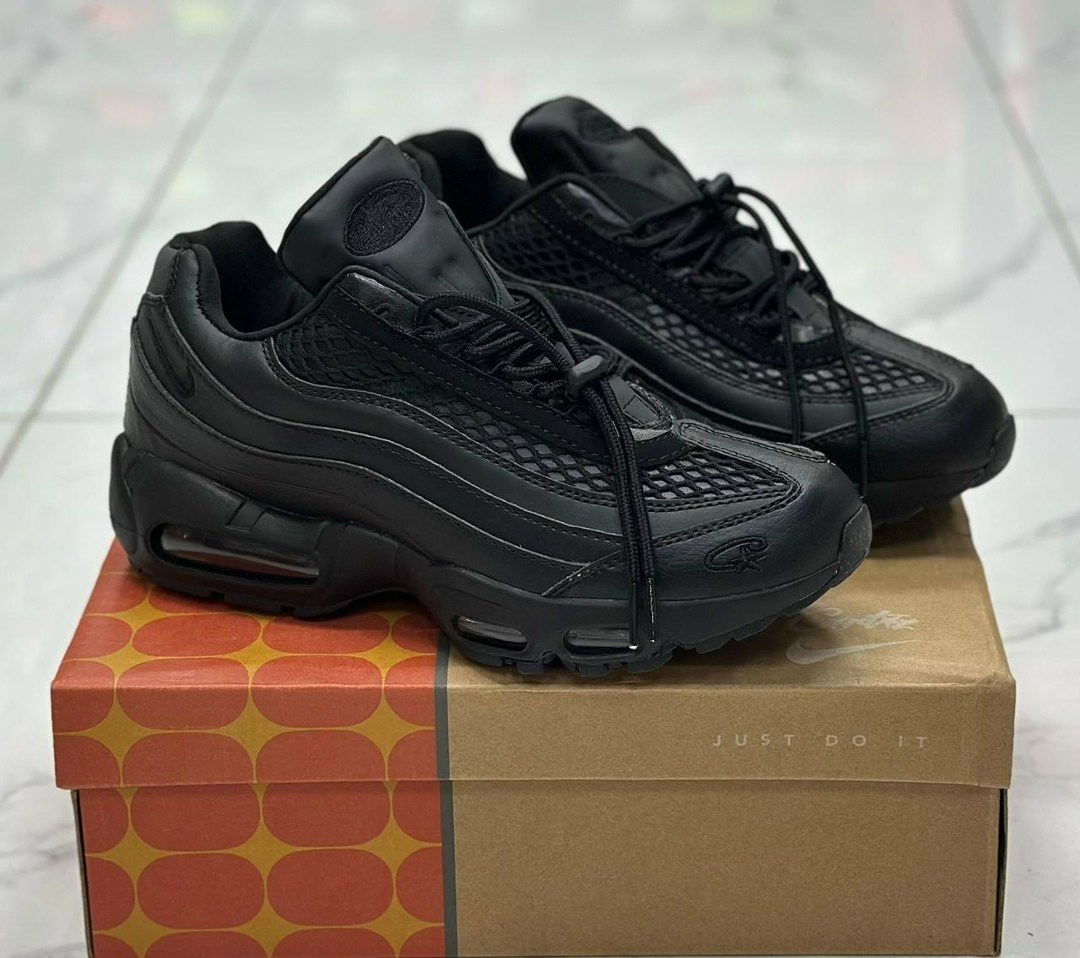 nike air max 95 triple black,nike air max 95,кроссовки nike air max 95,nike air max 95 essential,кроссовки
