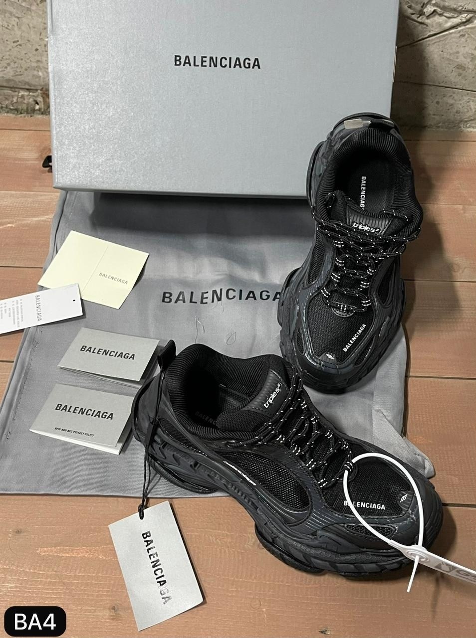 кроссовки женские balenciaga,balenciaga кроссовки,кроссовки balenciaga на высокой подошве арт. р135,кроссовки 3xl sneaker массивные на шнуровке balenciaga,кроссовки баленсиага 3xl balenciaga 566662218