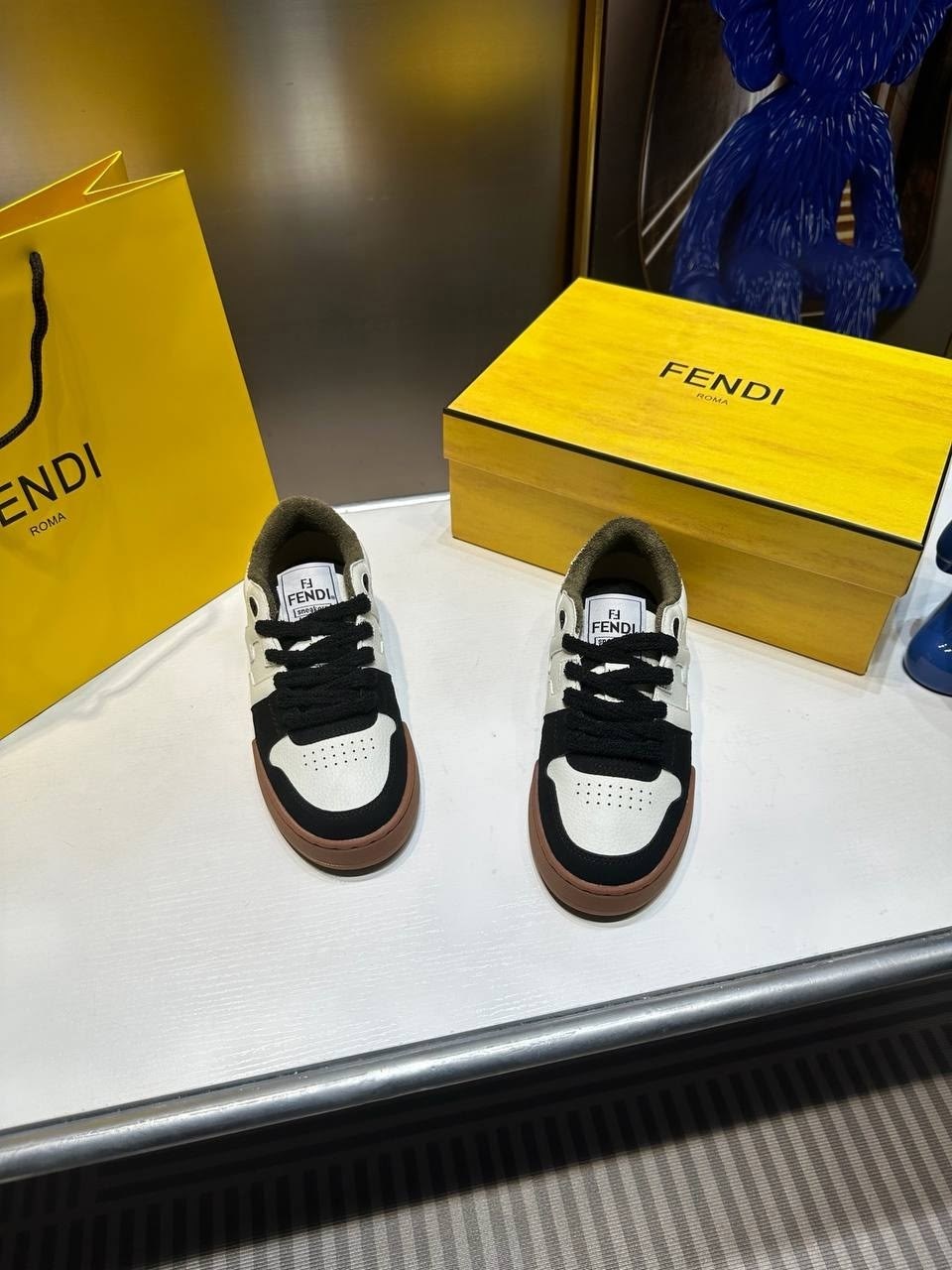 кроссовки fendi,,кеды fendi,кроссовки fendi match,fendi fendi