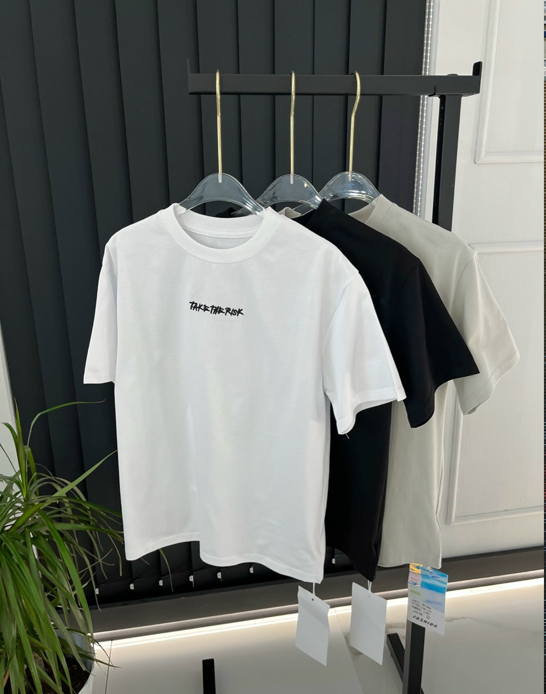 футболка,футболки белые,футболка balenciaga,футболки женские мужские