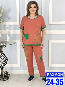Костюм