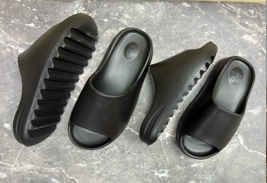 сланцы adidas yeezy slide,шлепки yeezy slide,сланцы adidas yeezy slide цвет черный,шлепанцы мужские,шлепанцы резиновые