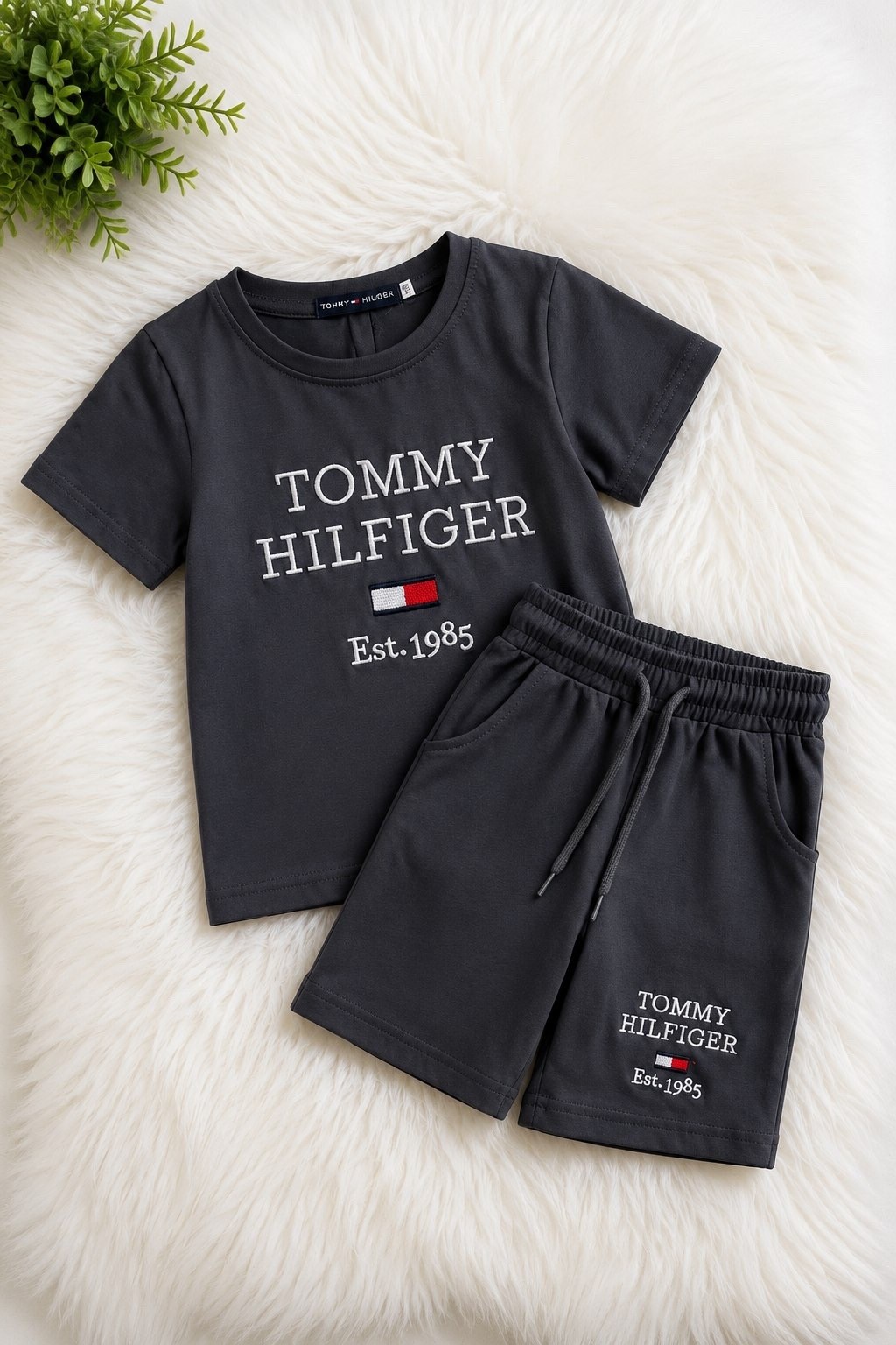 tommy hilfiger tommy hilfiger,одежда для мальчика,детская хлопковая футболка tommy hilfiger,tommy hilfiger футболка,футболки для мальчиков tommy hilfiger