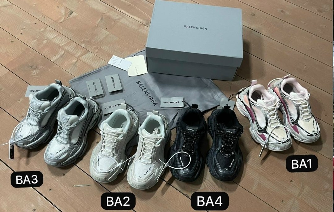 кроссовки женские balenciaga,balenciaga кроссовки,кроссовки balenciaga на высокой подошве арт. р135,кроссовки 3xl sneaker массивные на шнуровке balenciaga,кроссовки баленсиага 3xl balenciaga 566662218