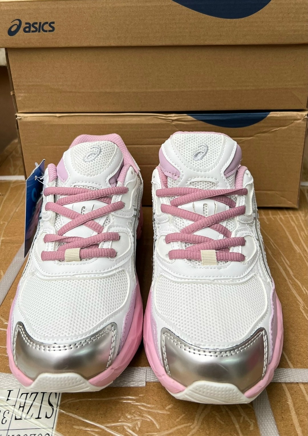 женские кроссовки asics,кроссовки asics gel nyc,кроссовки asics,кроссовки женскиe,кроссовки asics gel