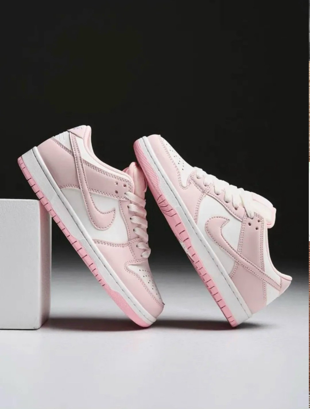 кроссовки розовые найк,розовые найки,женские кроссовки nike dunk low,розовые кроссовки,кроссовки найк женские розовые