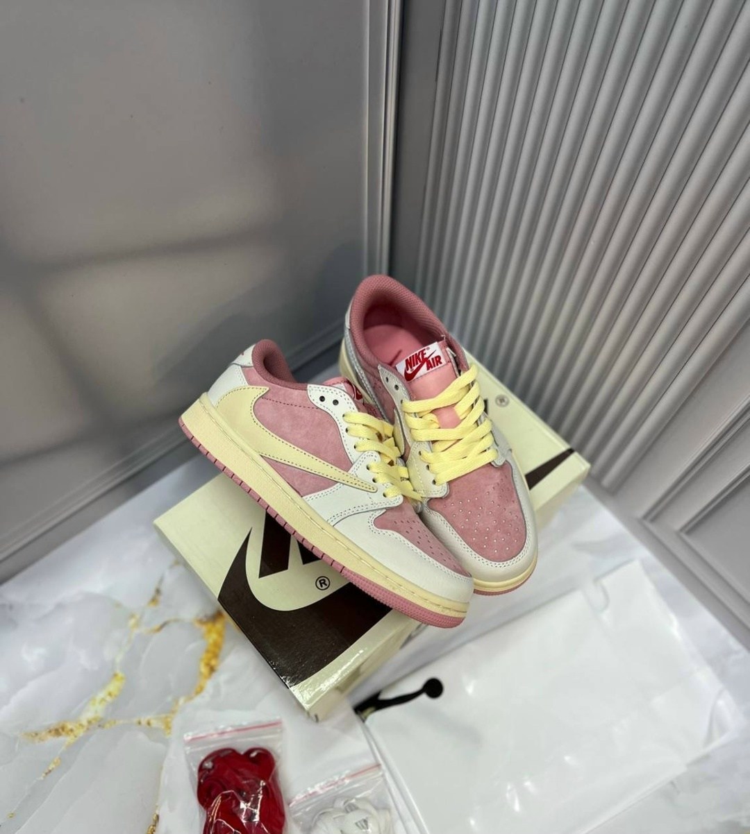 кроссовки nike air jordan 1 low travis scott,кроссовки nike air jordan 1 low travis scott olive,кроссовки nike travis scott air jordan 1,кроссовки,кроссовки nike air jordan 1 low x travis scott