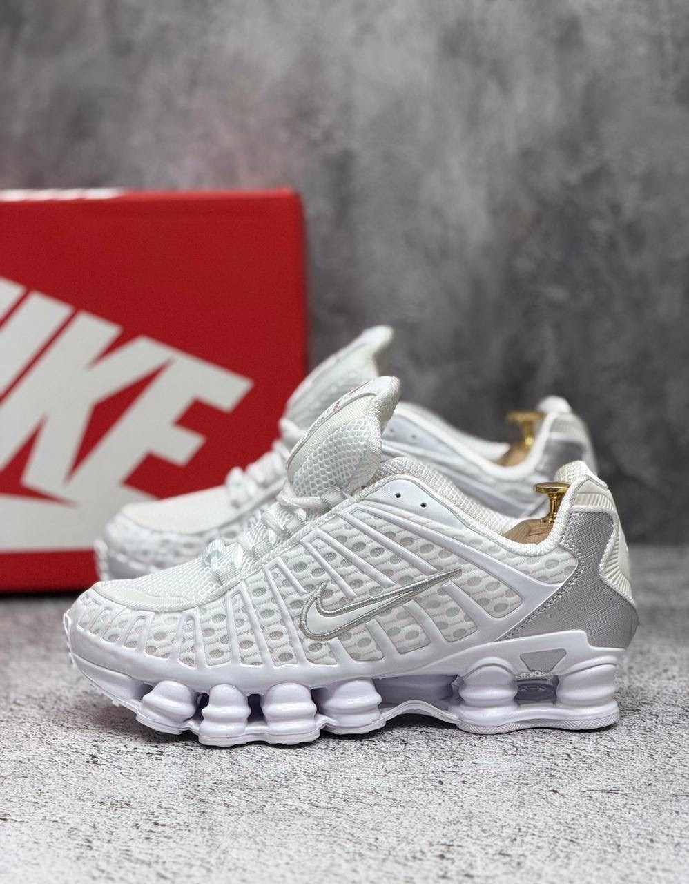 nike shox tl white metallic silver,кроссовки,кроссовки nike shox tl,кроссовки nike shox white,кроссовки nike
