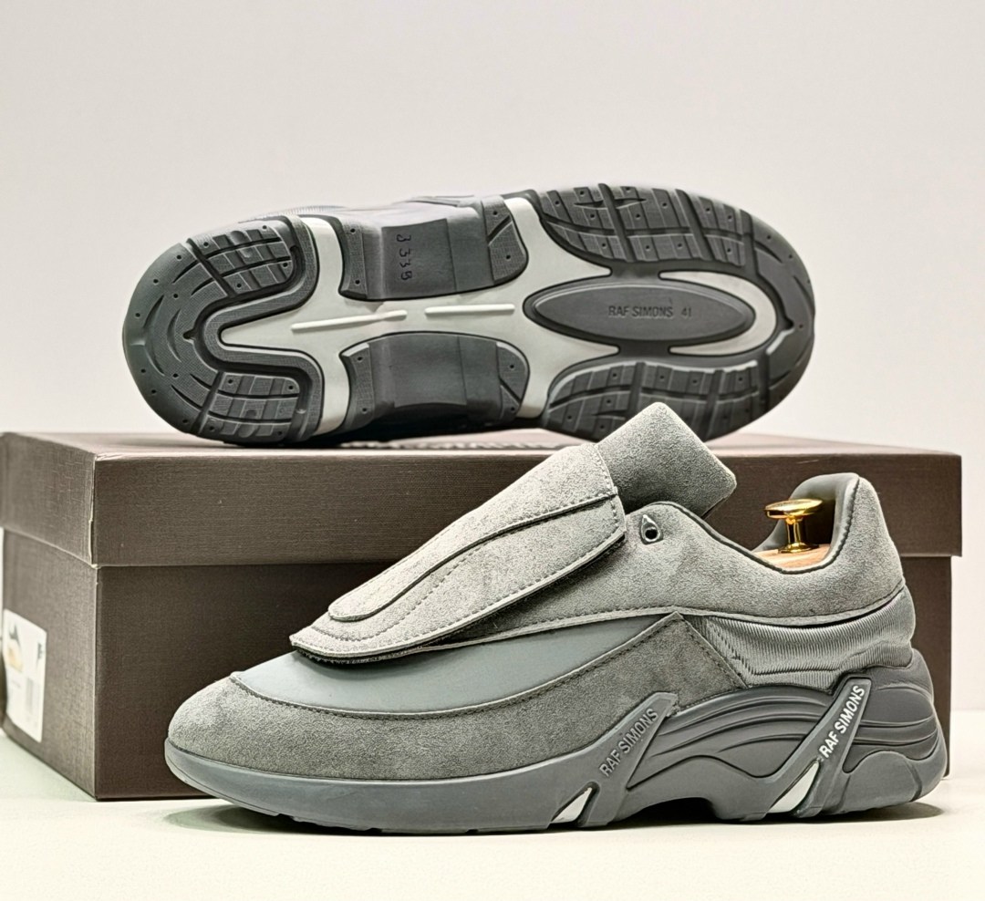 кроссовки raf simons antei,кроссовки raf simons,кроссовки raf simons cylon 21,raf simons черные замшевые низкие кроссовки,raf simons sneakers antei oversized suede runner