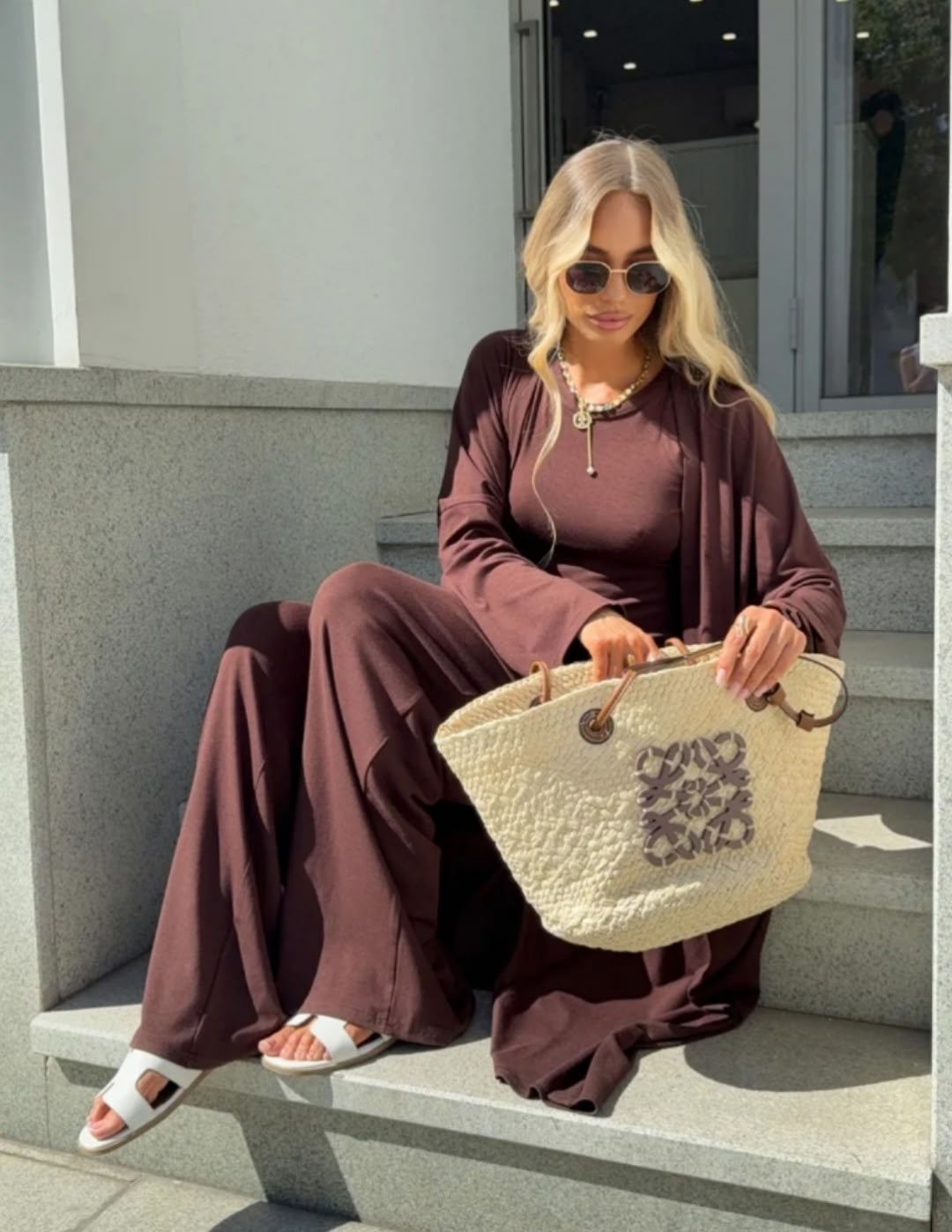 стильные костюмы,розовый костюм,женский костюм,костюм с брюками