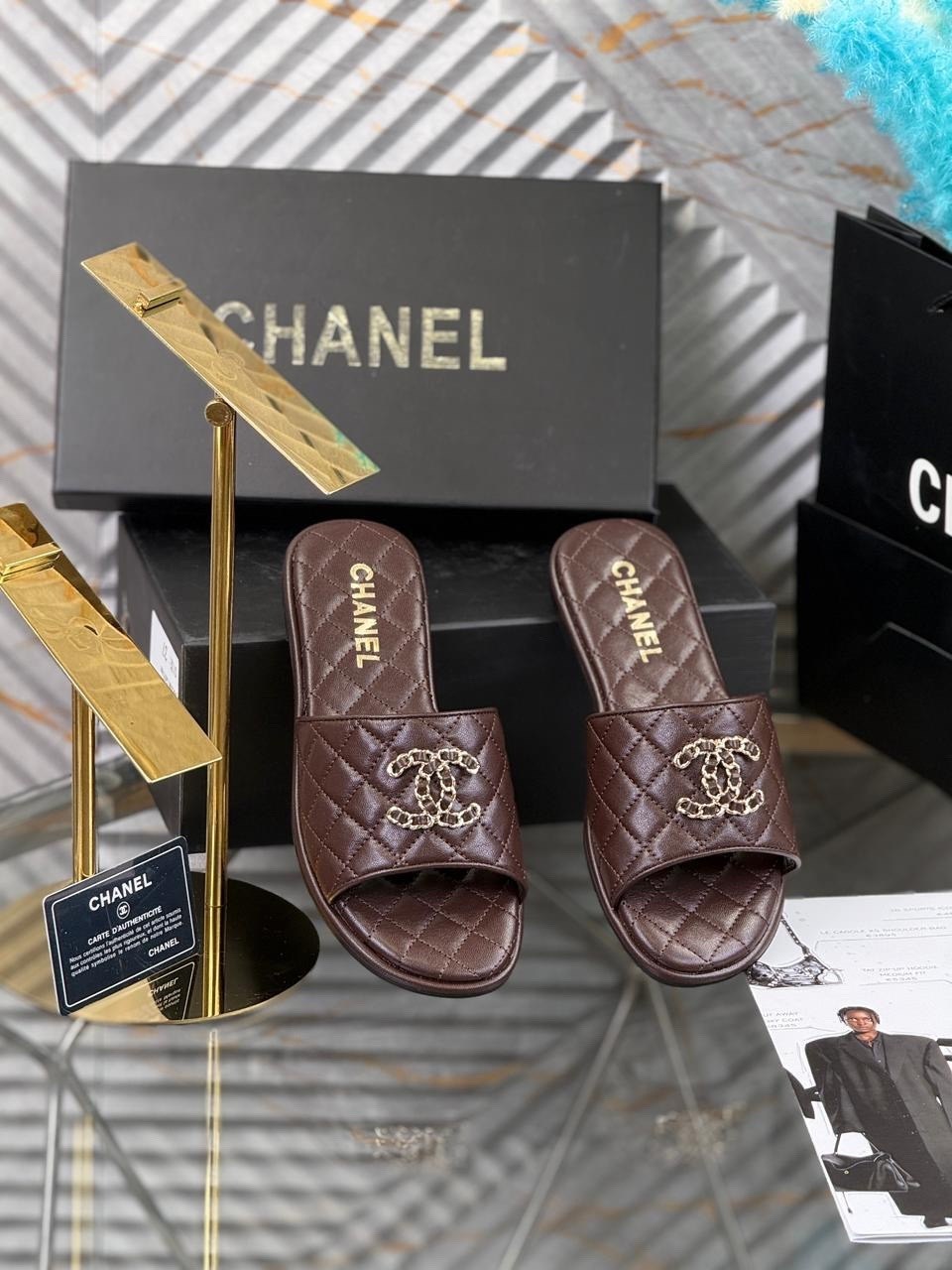 шлепанцы chanel,тапочки женские chanel,,шлёпки женские шанель,шлепки шанель