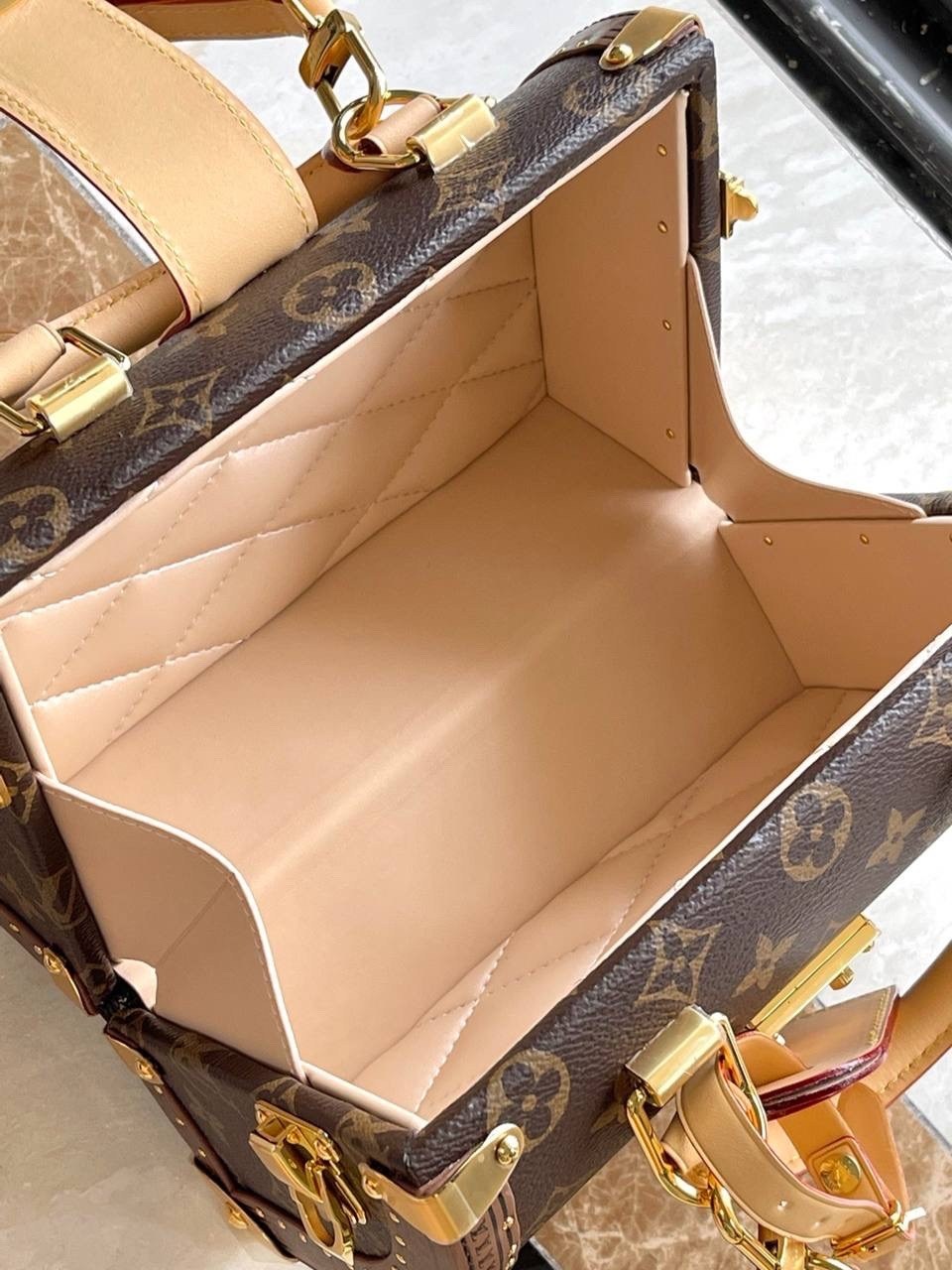cумка louis vuitton,louis vuitton сумка на плечо,сумка луи витон,модная сумка,женская сумка louis vuitton