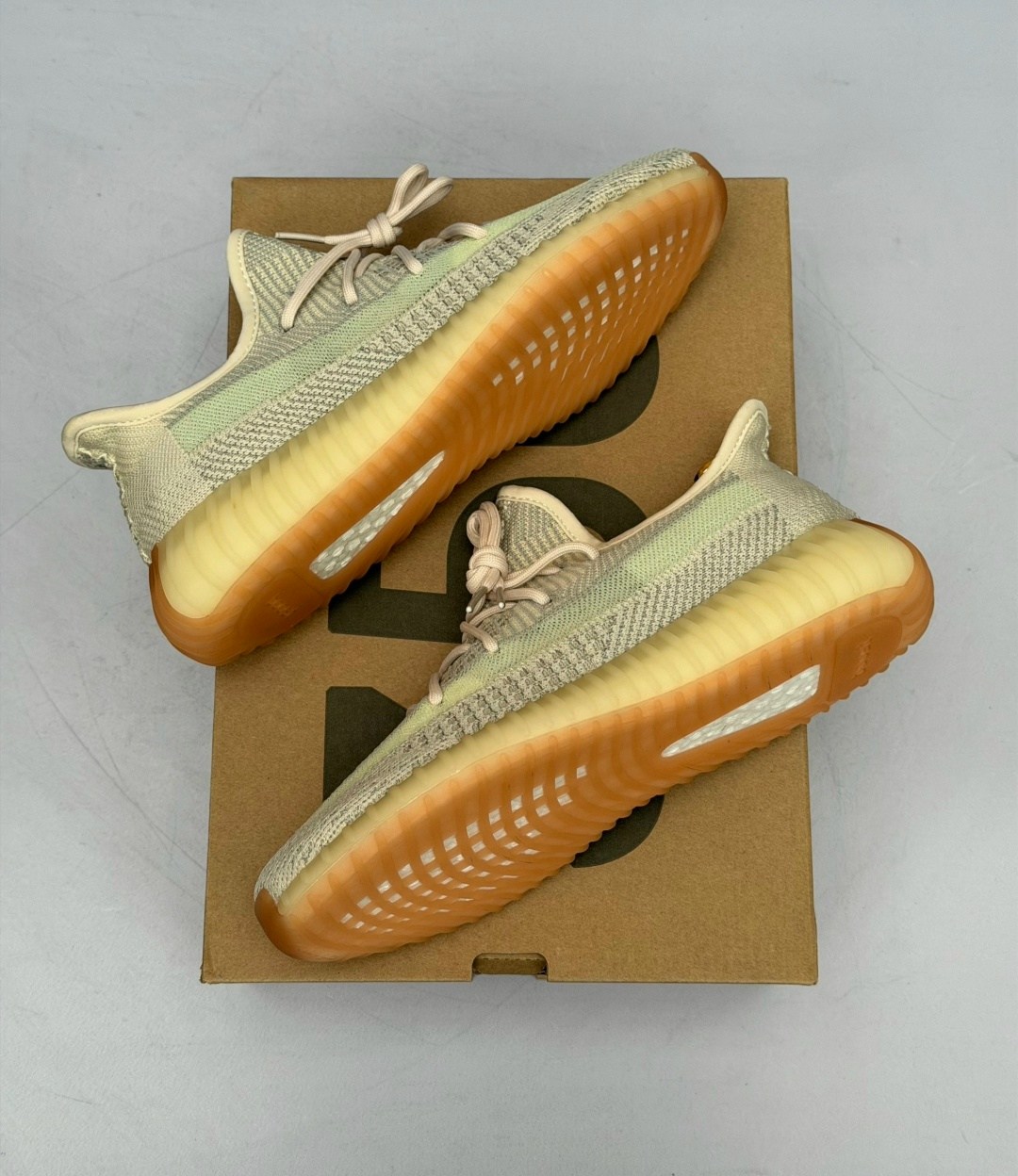 adidas yeezy boost 350 v2 citrin,adidas yeezy boost 350 v 2,yeezy boost 350 v2 citrin non-reflective,adidas yeezy boost 350,кроссовки yeezy boost 350