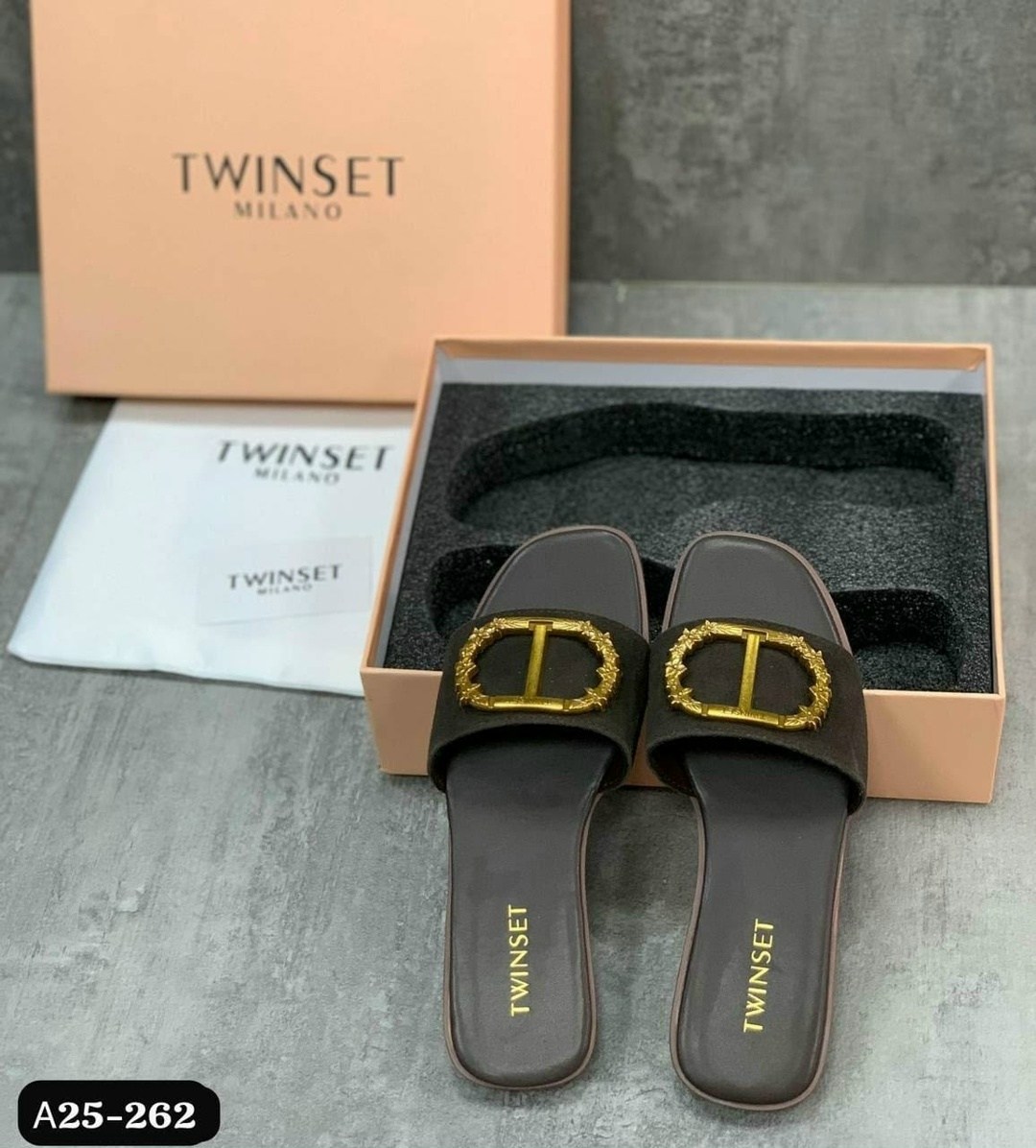 ,женские шлепанцы,тапочки валентино,шлепанцы twinset,шлепанцы