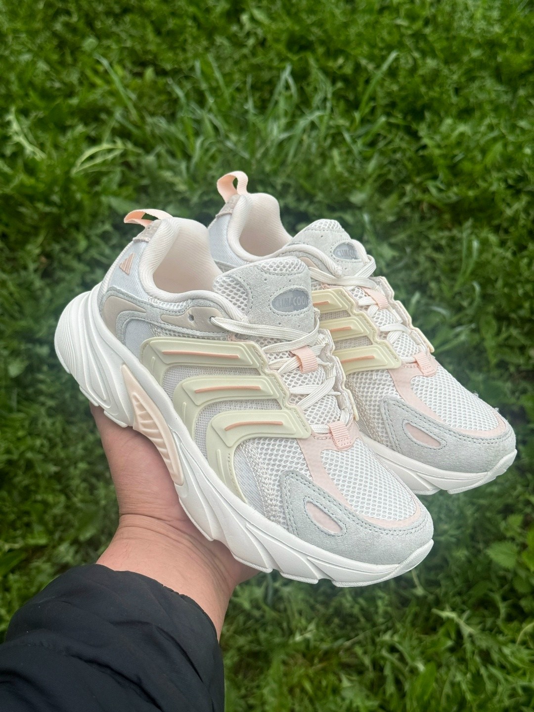 кроссовки женские adidas,кроссовки adidas,женские кроссовки,кроссовки,кроссовки adidas originals response cl gx2505