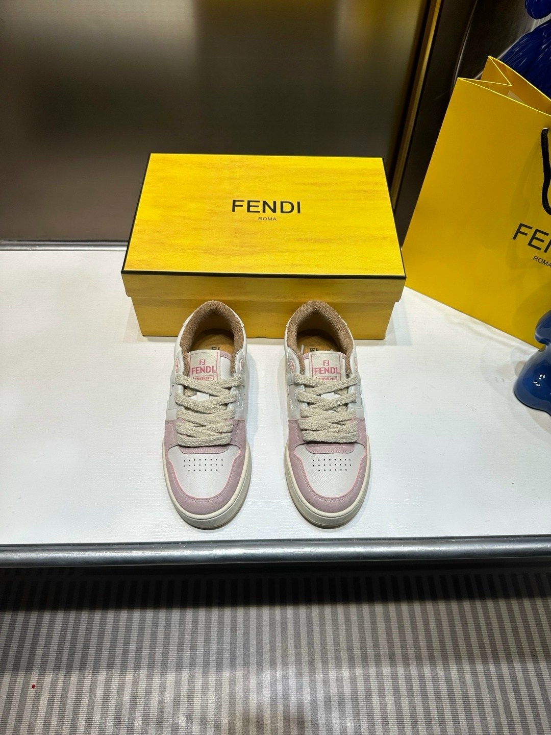 кроссовки fendi,,кеды fendi,кеды фенди,кроссовки fendi match