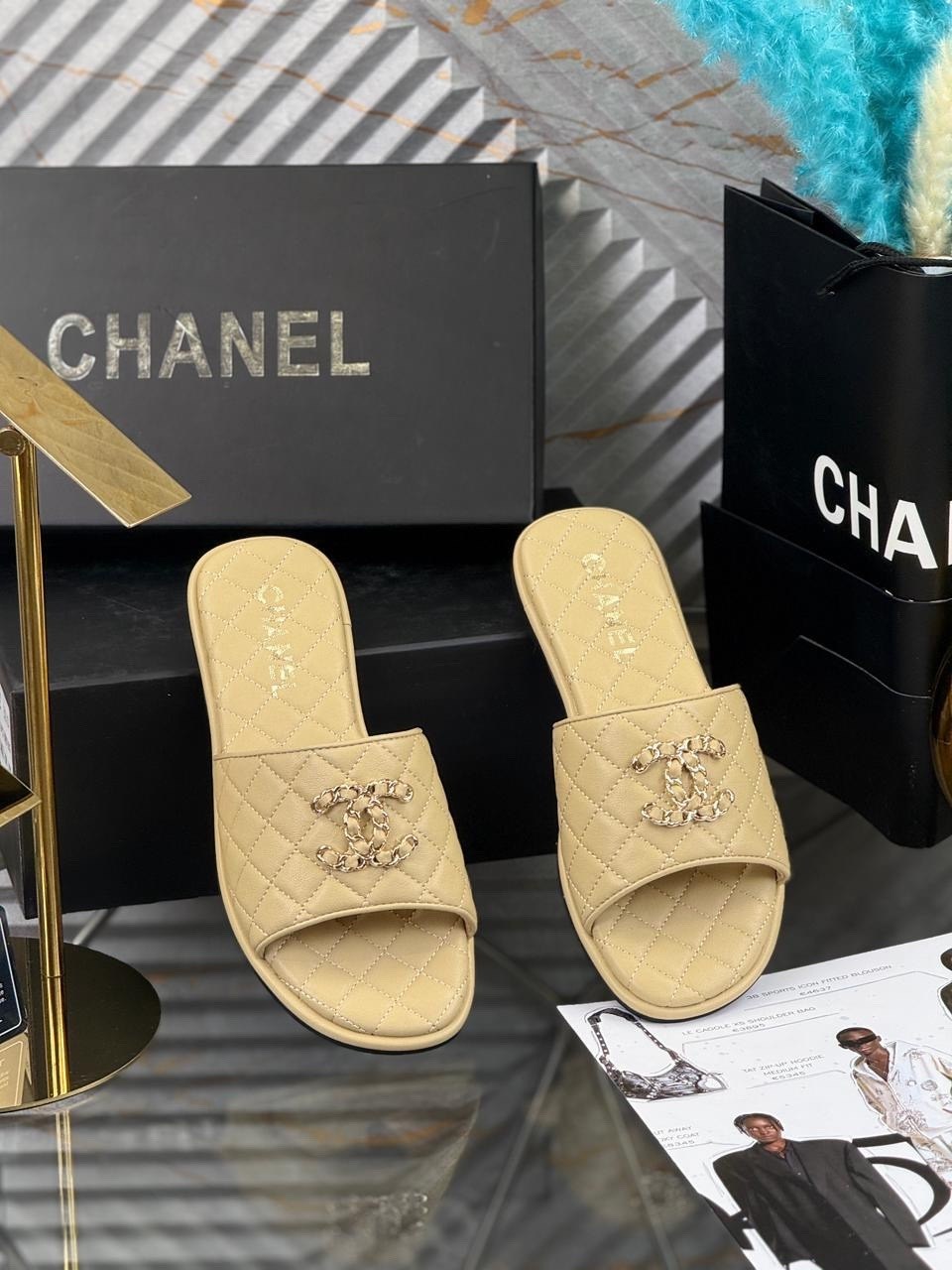 шлепанцы chanel,тапочки женские chanel,,шлёпки женские шанель,шлепки шанель