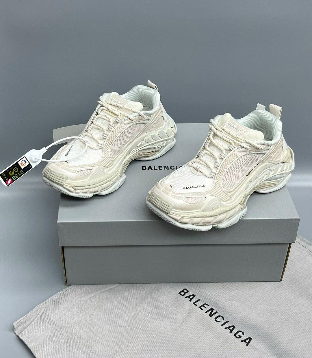 кроссовки balenciaga женские,кроссовки balenciaga,кроссовки balenciaga женские balenciaga цвет белый,кроссовки 3xl sneaker массивные на шнуровке balenciaga,balenciaga кроссовки track balenciaga цвет б