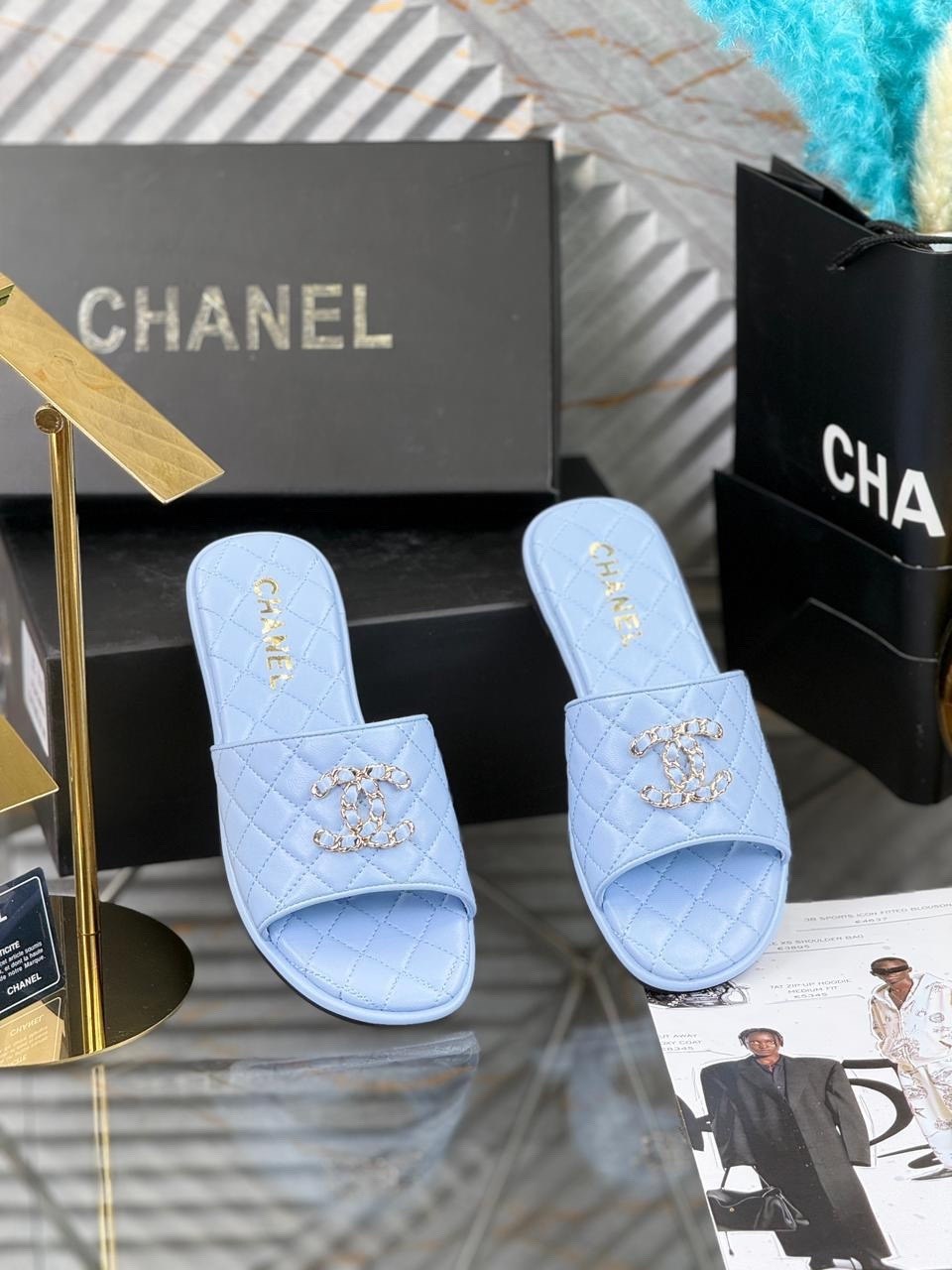шлепанцы chanel,тапочки женские chanel,,шлёпки женские шанель,шлепки шанель