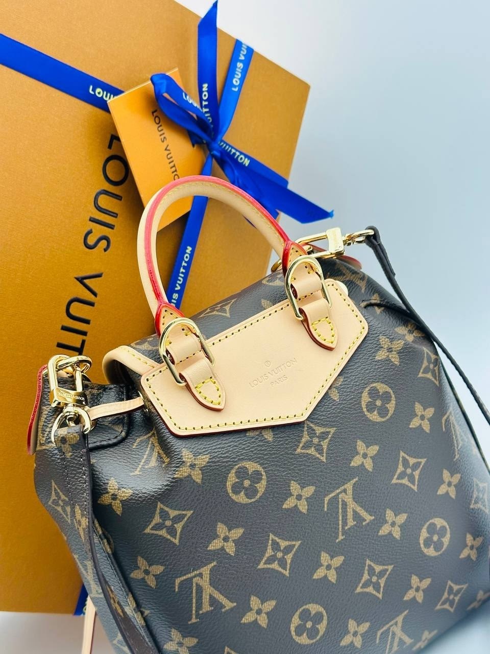 louis vuitton рюкзак,рюкзак луи виттон,cумка louis vuitton,louis vuitton рюкзак луи виттон montsouris,louis vuitton женская сумка