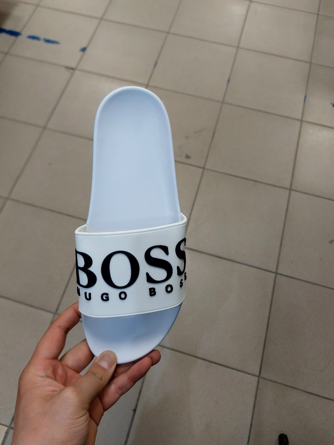 ,boss hugo boss,мужские шлепанцы,мужские тапки,сланцы hugo boss