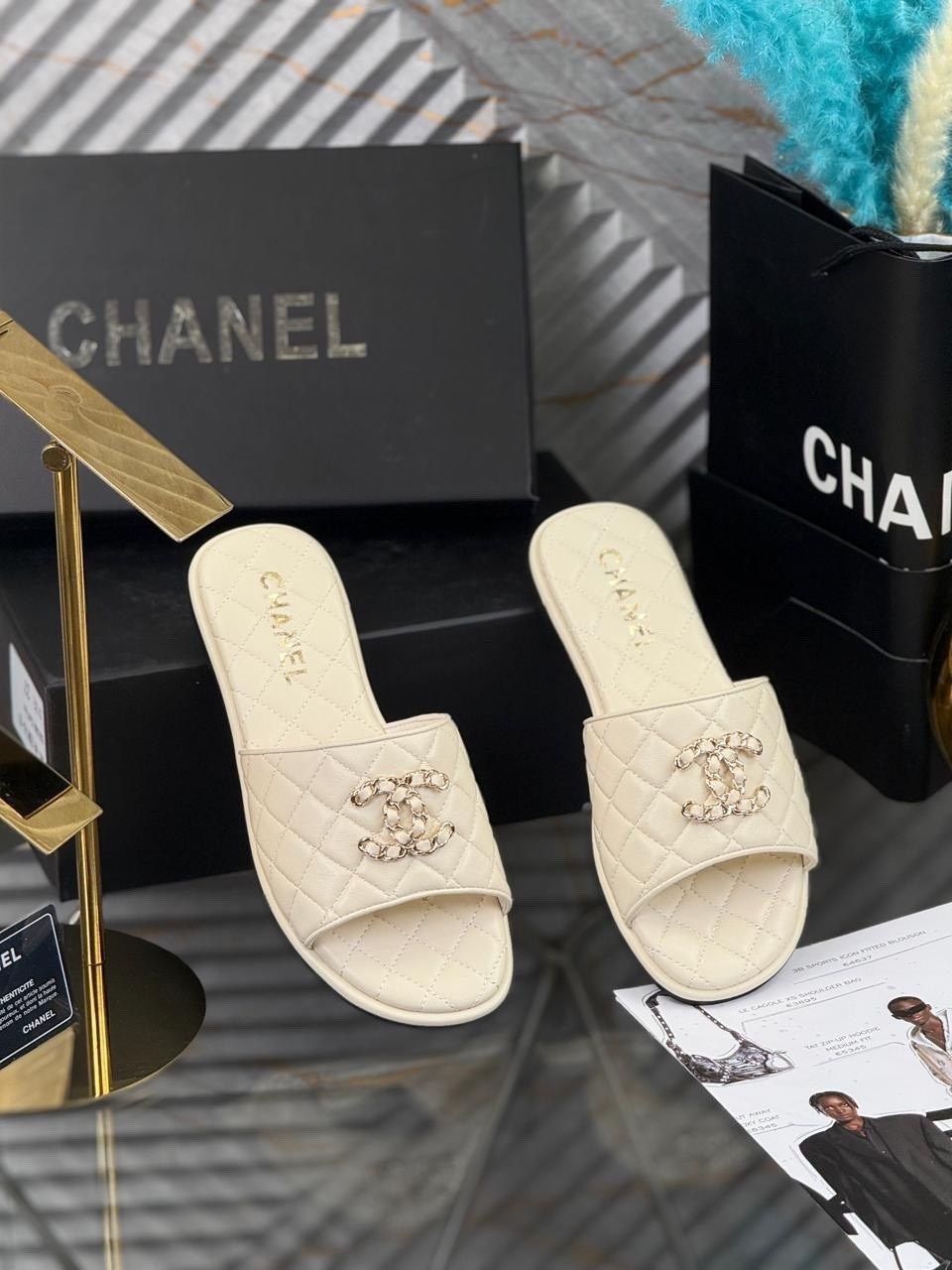 шлепанцы chanel,тапочки женские chanel,,шлёпки женские шанель,шлепки шанель