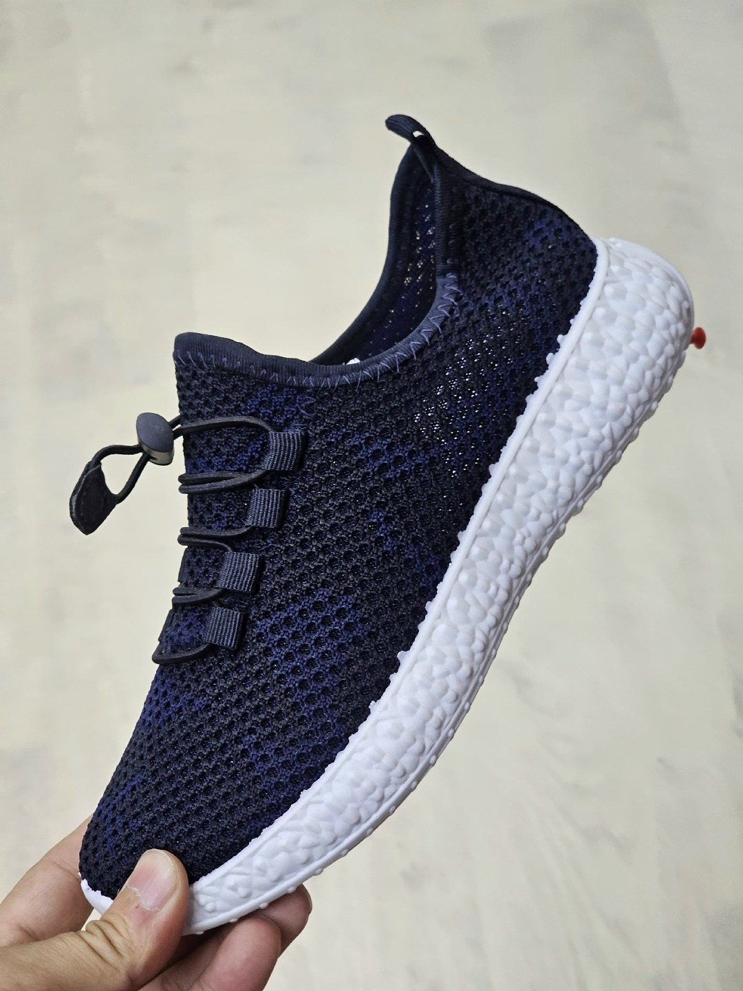 ,adidas yeezy boost 350 pirate black,кроссовки изи,тряпочные кроссовки мужские,кроссовки изики