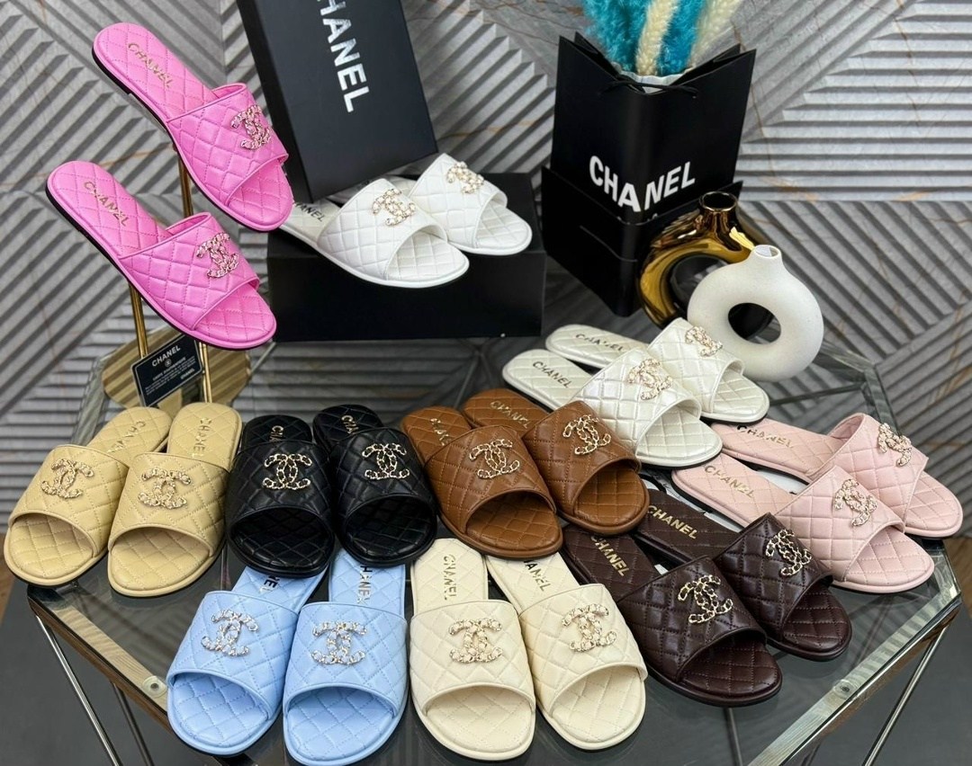 шлепанцы chanel,тапочки женские chanel,,шлёпки женские шанель,шлепки шанель