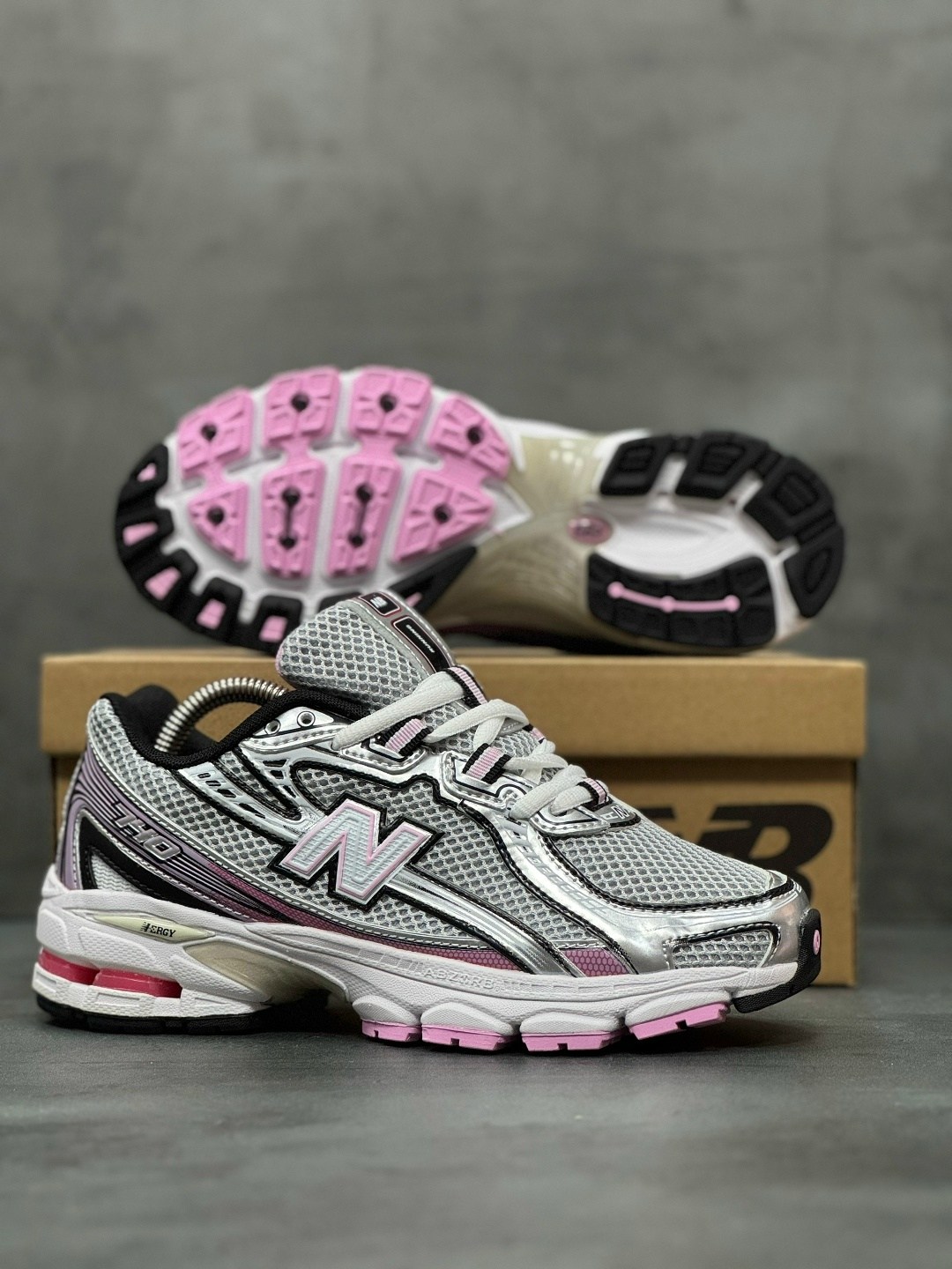 кроссовки new balance,женские кроссовки new balance,кроссовки,кроссовки new balance 740,спортивная
