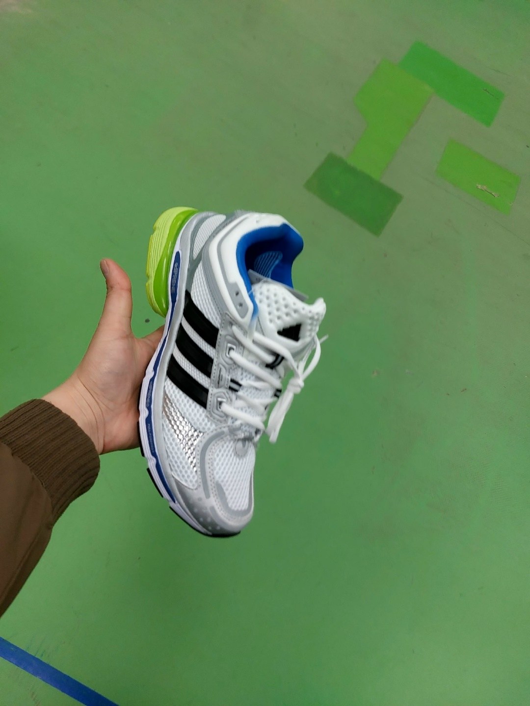 кроссовки adidas,адидас мужские кроссовки,кроссовки адидас,adidas response cushion 22,кроссовки
