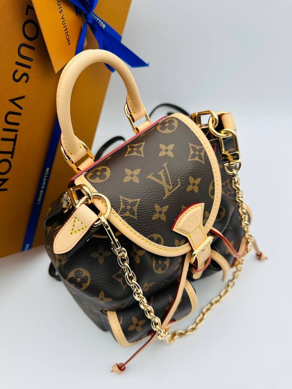 louis vuitton рюкзак,рюкзак луи виттон,cумка louis vuitton,louis vuitton рюкзак луи виттон montsouris,louis vuitton женская сумка