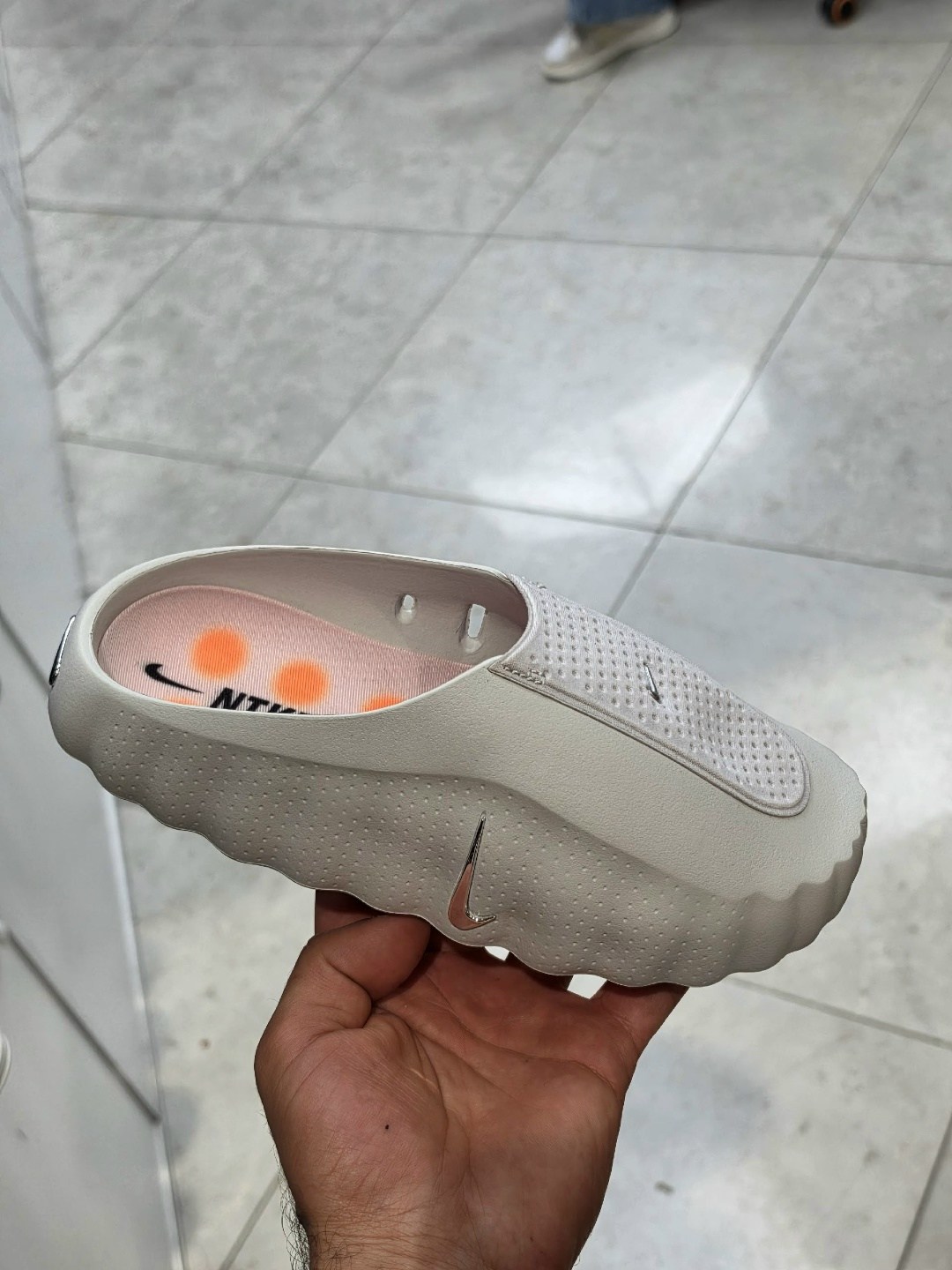 кроссовки,спортивная ,оригинальные кроссовки,кроссовки nike,тапки найк