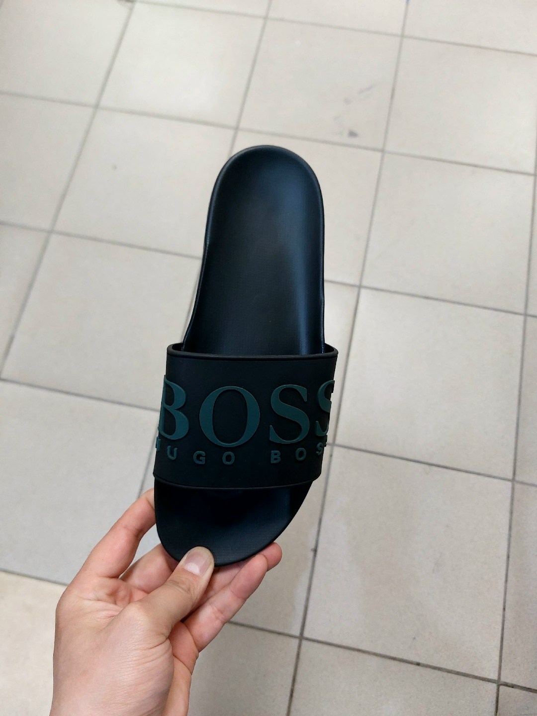 ,boss hugo boss,мужские шлепанцы,мужские тапки,сланцы hugo boss