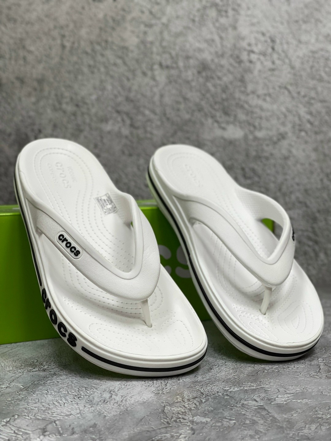 crocs шлепанцы,шлепанцы крокс белые,шлепанцы крокс,шлепанцы женские,сланцы шлепанцы