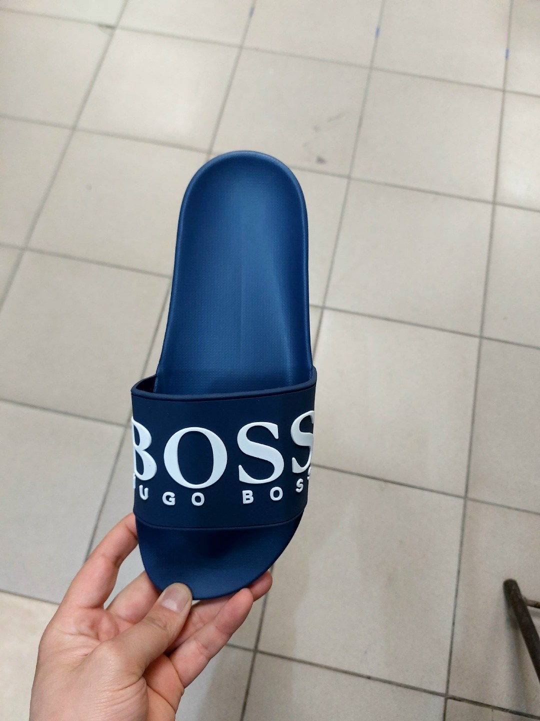,boss hugo boss,мужские шлепанцы,мужские тапки,сланцы hugo boss